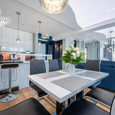 Prezydencki Z Widokiem Na Morze *