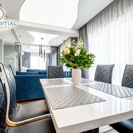 Prezydencki Z Widokiem Na Morze