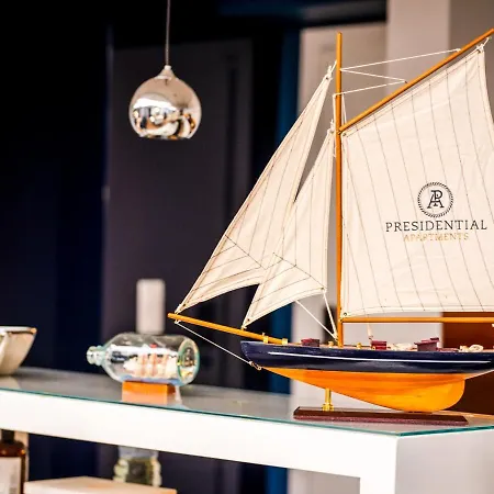 Prezydencki Z Widokiem Na Morze *