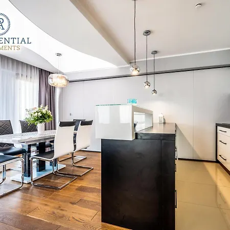 Prezydencki Z Widokiem Na Morze *