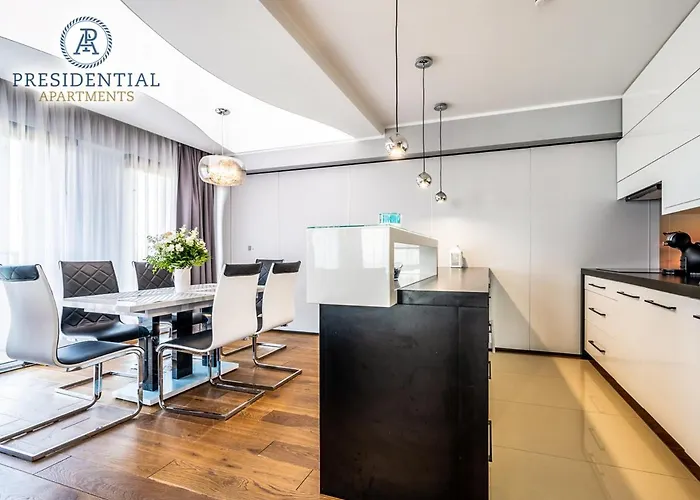 Prezydencki Z Widokiem Na Morze *